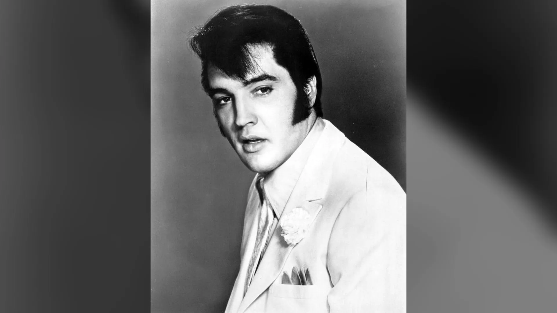 Elvis Presley na fotografii promocyjnej filmu The Trouble with Girls w 1968 roku