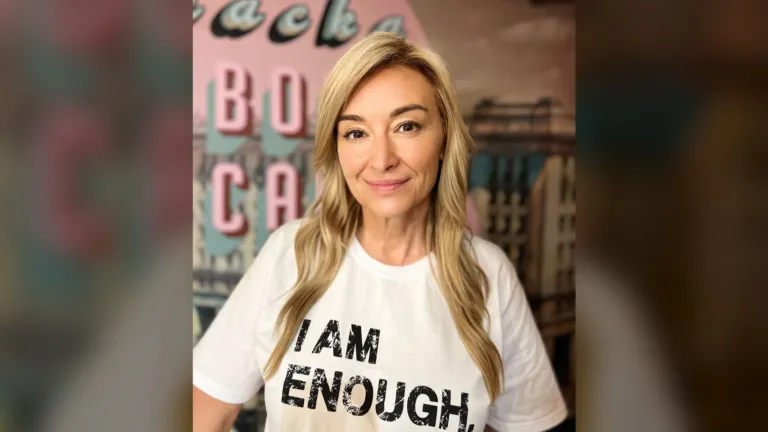 Martyna Wojciechowska w Big Book Cafe MDM po spotkaniu z Anją Ringgren Lovén